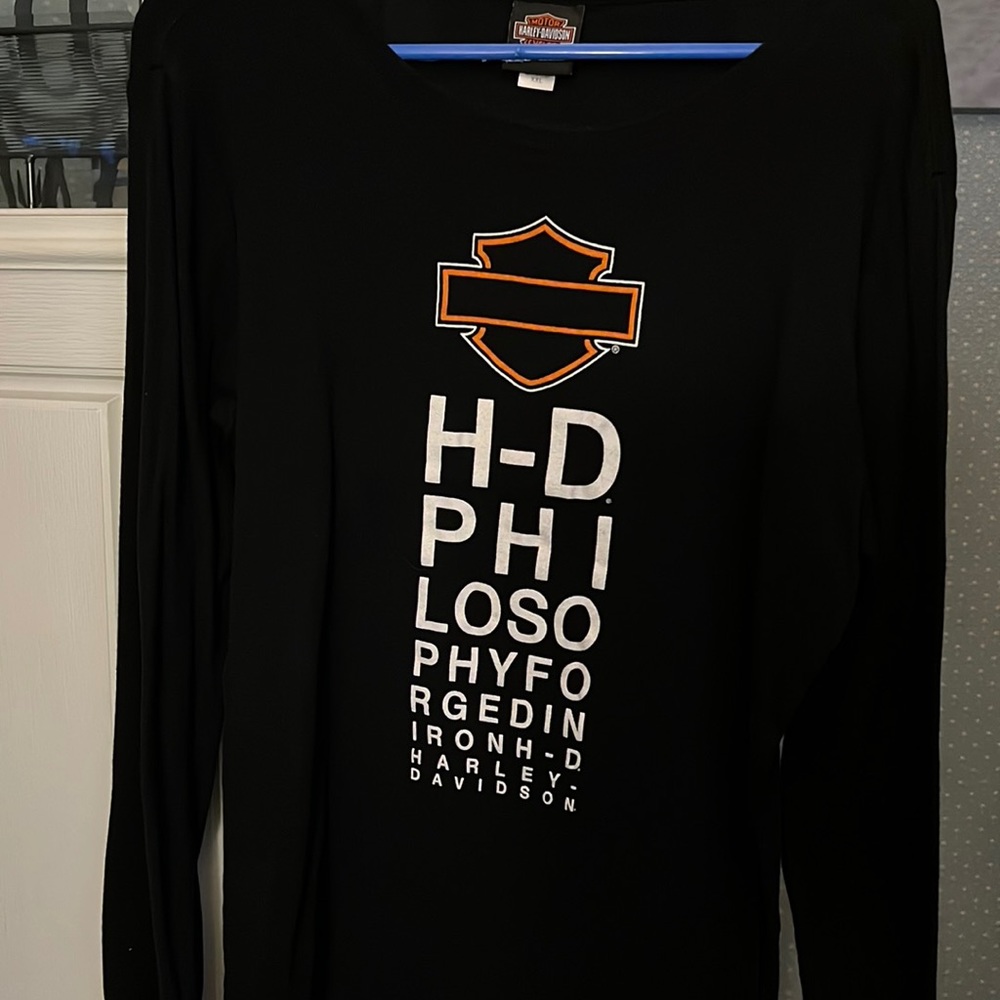 Like new condition HD shirt